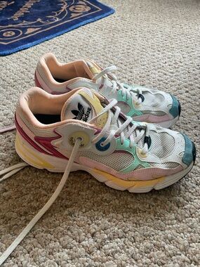 adidas Women’s Pastel Multi-Tone Mesh Street Style Sneakers